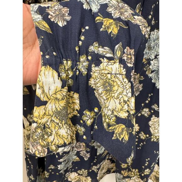 H&M Size 6 Navy Floral Long Sleeve Bell Sleeve Blouse - Picture 5 of 5